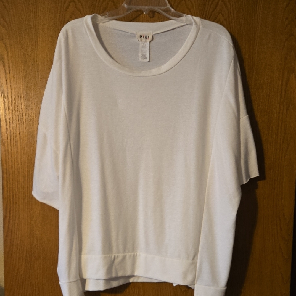 Women's White Top